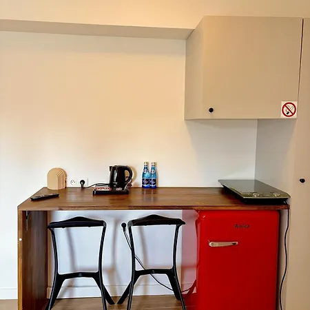 Royal - In By Metro Swietokrzyska