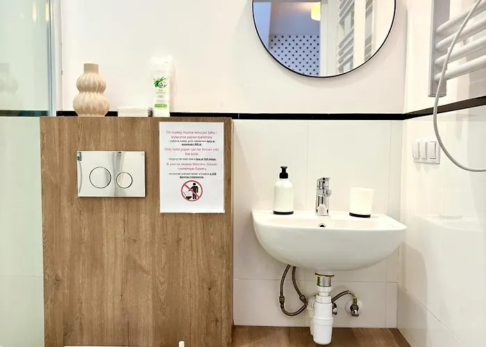 公寓 Royal - In By Metro Swietokrzyska